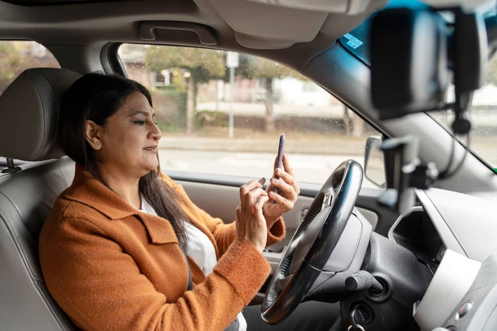 types of car accidents caused by distracted driving